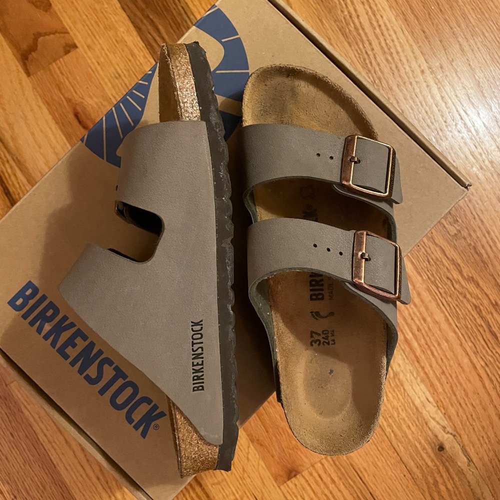 Arizona Birkibuc Birkenstocks